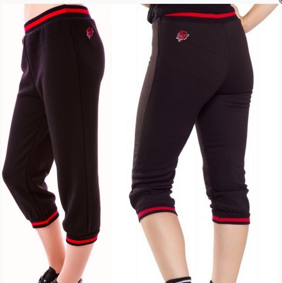 Sourpuss Embroidered Red Rose Fleece Capris Pants - Picture 1 of 5